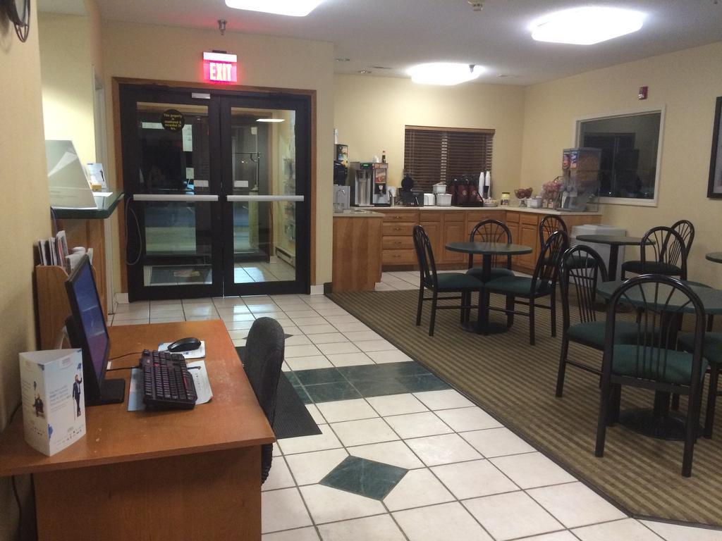 Super 8 By Wyndham