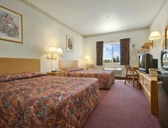 Hotel Super 8 By Wyndham Huntington